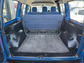 Vehicle image thumbnail, number 6