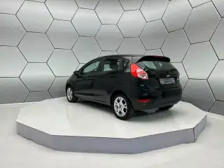 Vehicle image thumbnail, number 3