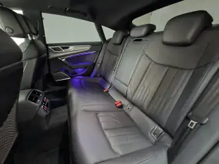 Vehicle image thumbnail, number 9