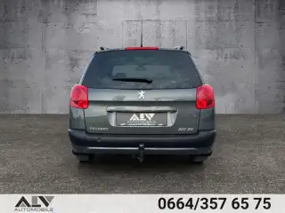 Vehicle image thumbnail, number 6