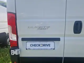 Vehicle image thumbnail, number 7