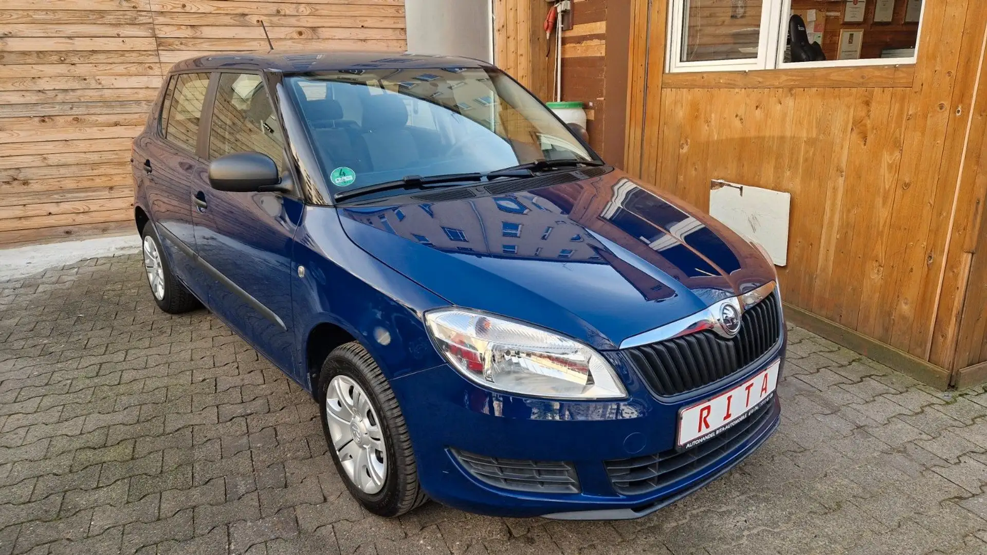 Vehicle image, number 1