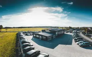 Vehicle image thumbnail, number 18