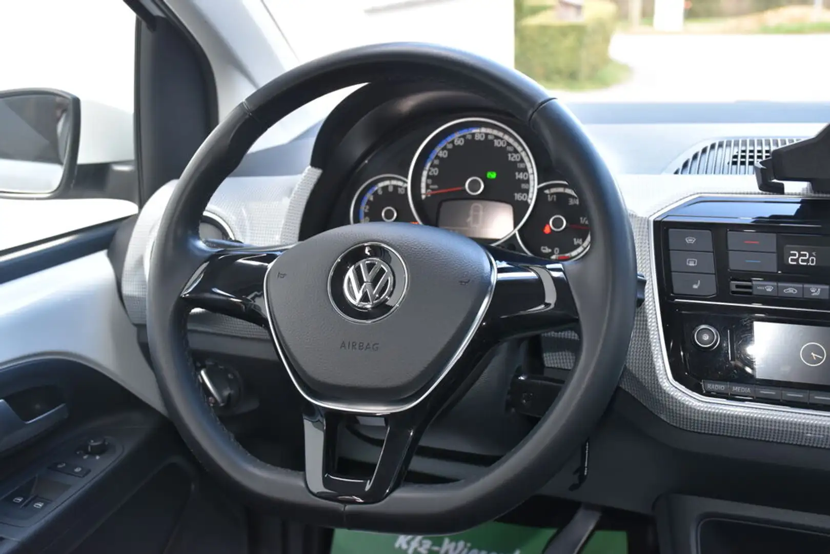 Vehicle image, number 18