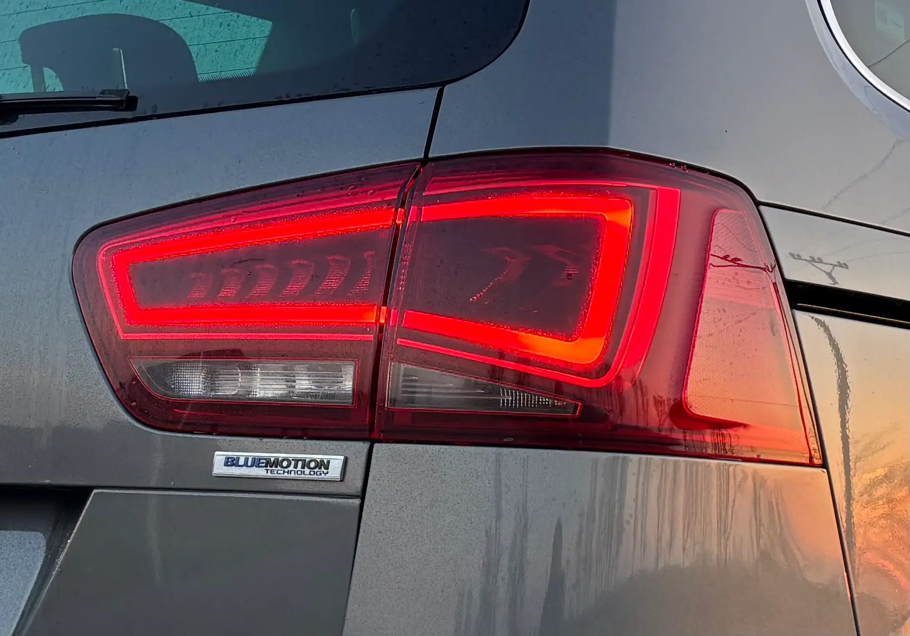 Vehicle image, number 2
