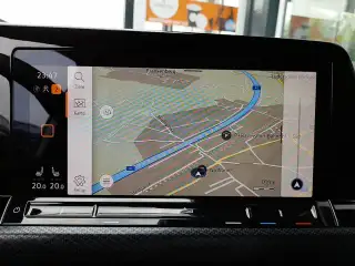 Vehicle image thumbnail, number 4