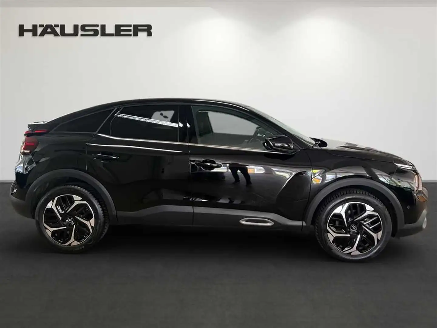 Vehicle image, number 2