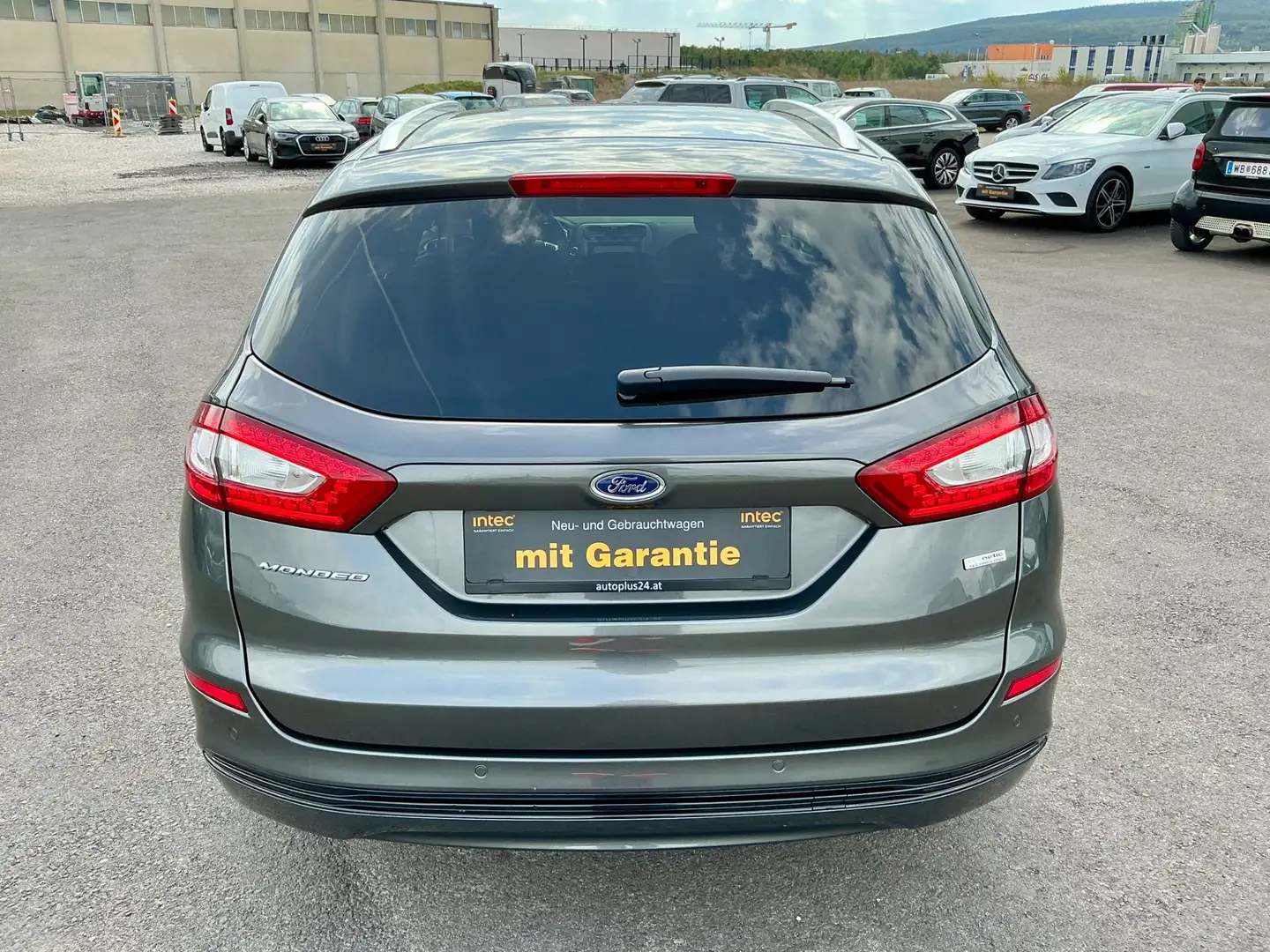 Vehicle image, number 5