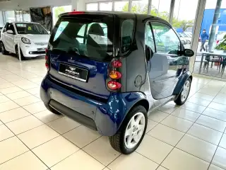 Vehicle image thumbnail, number 4