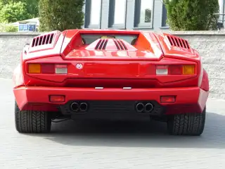 Vehicle image thumbnail, number 9