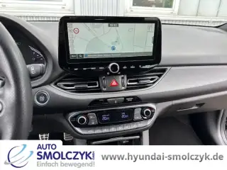 Vehicle image thumbnail, number 12