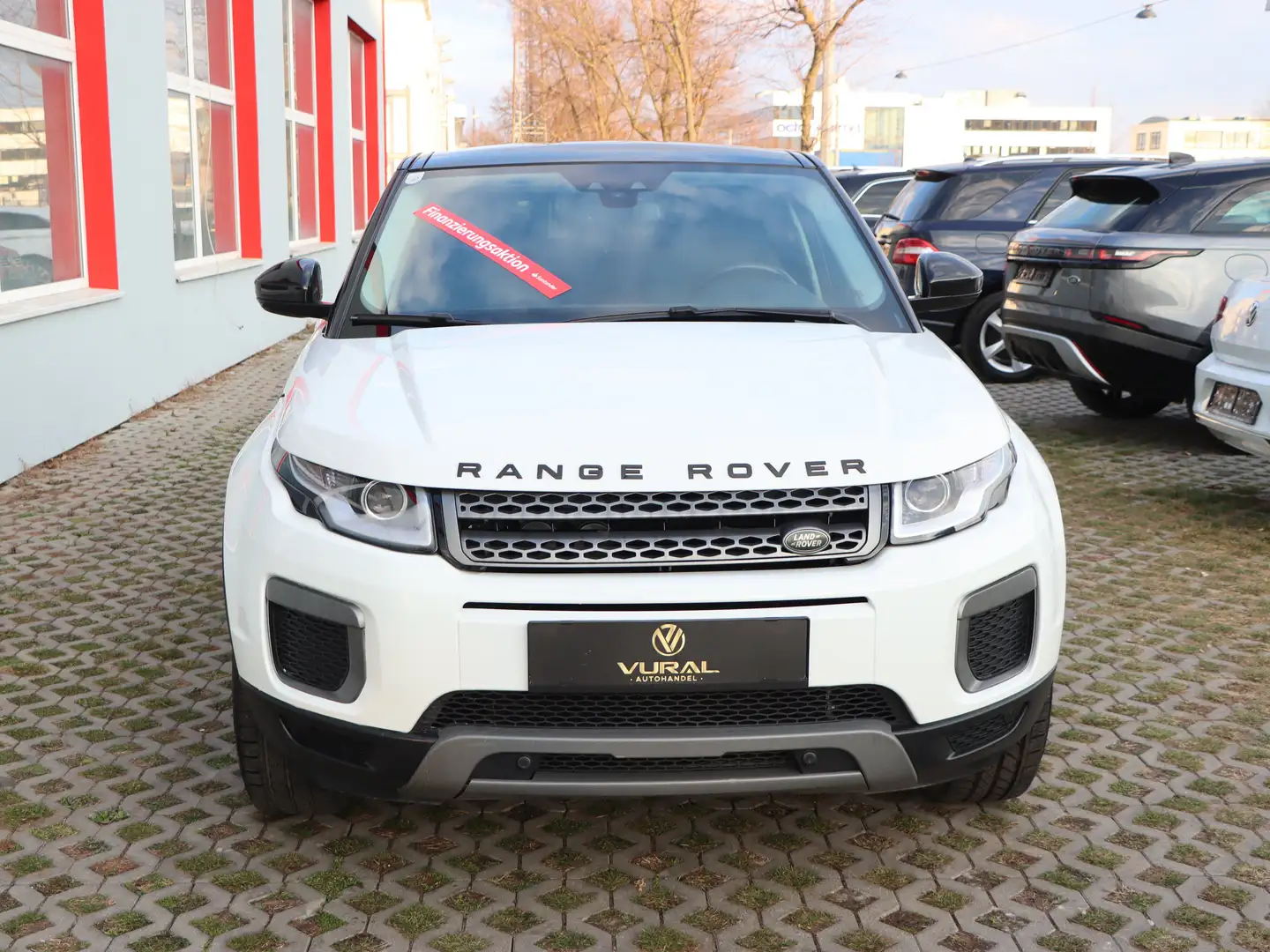 Vehicle image, number 3