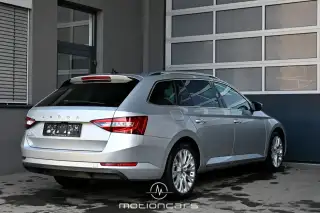 Vehicle image thumbnail, number 2
