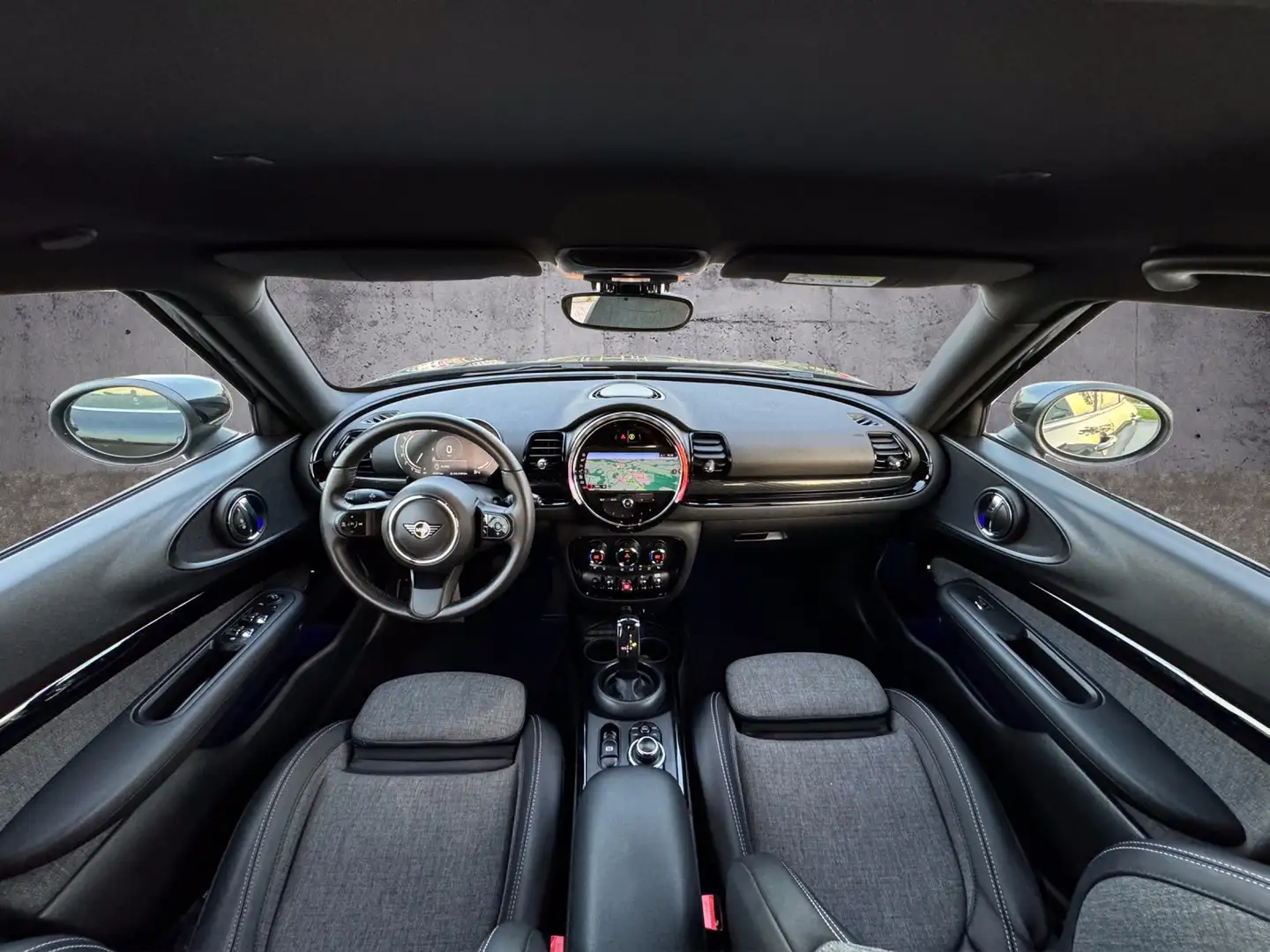 Vehicle image, number 9