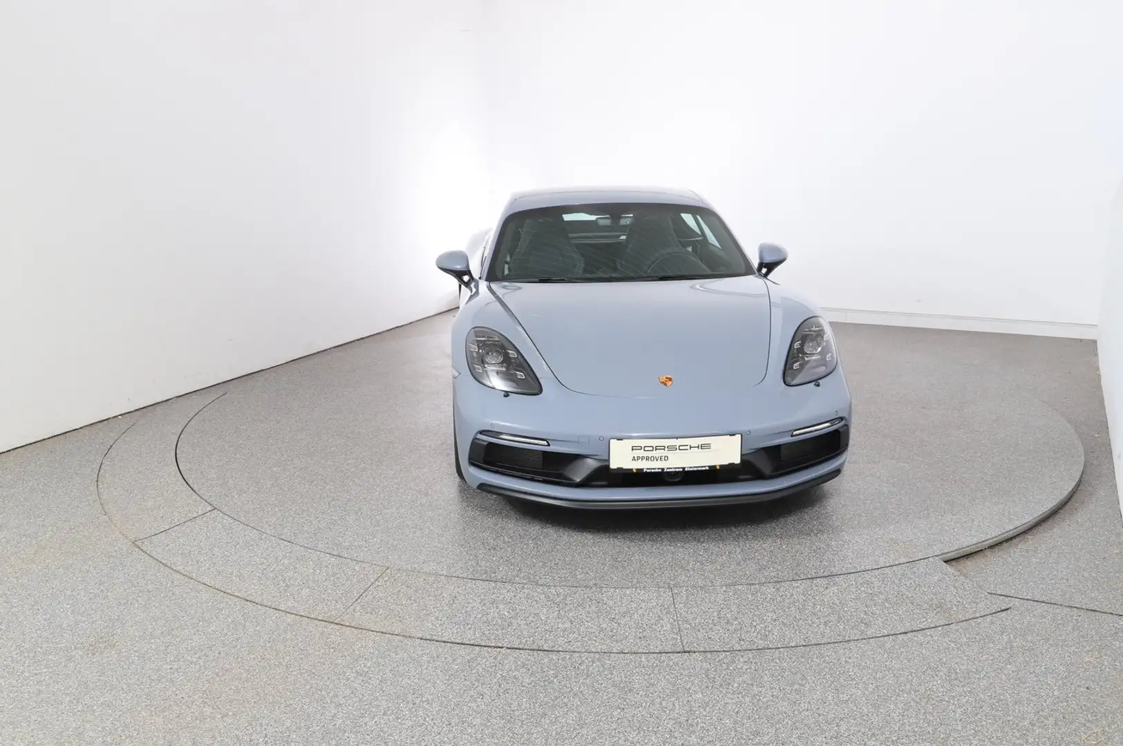 Vehicle image, number 2