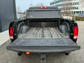 Vehicle image thumbnail, number 6