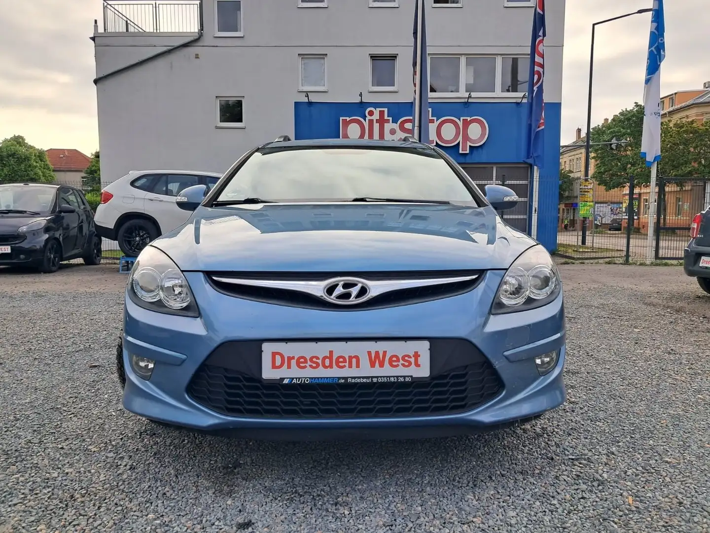Vehicle image, number 2