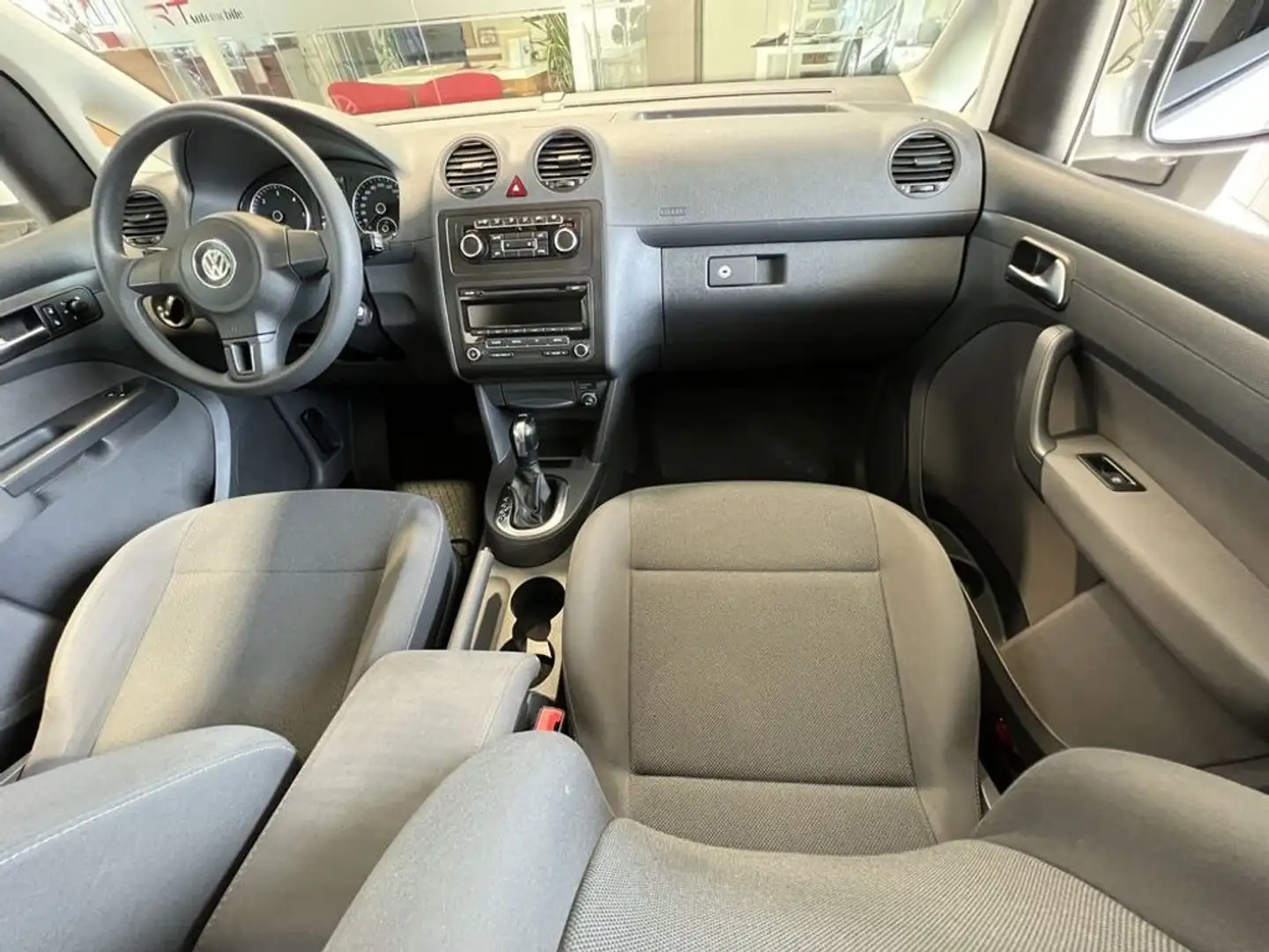 Vehicle image, number 10
