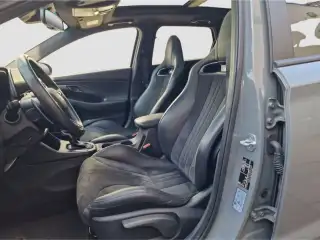 Vehicle image thumbnail, number 7