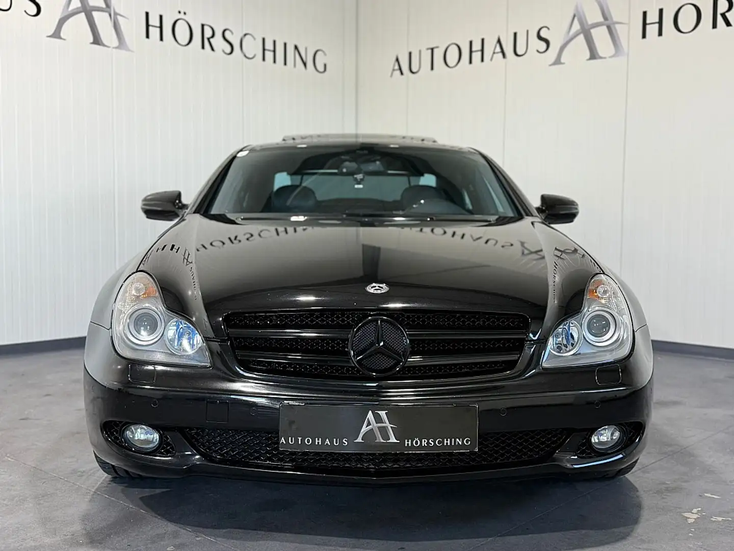 Vehicle image, number 4