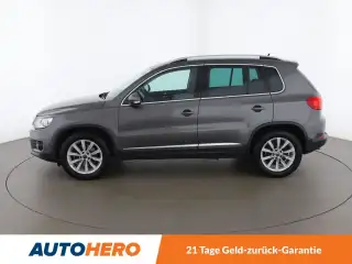 Vehicle image thumbnail, number 3