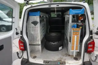 Vehicle image thumbnail, number 9