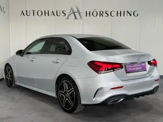 Vehicle image thumbnail, number 4