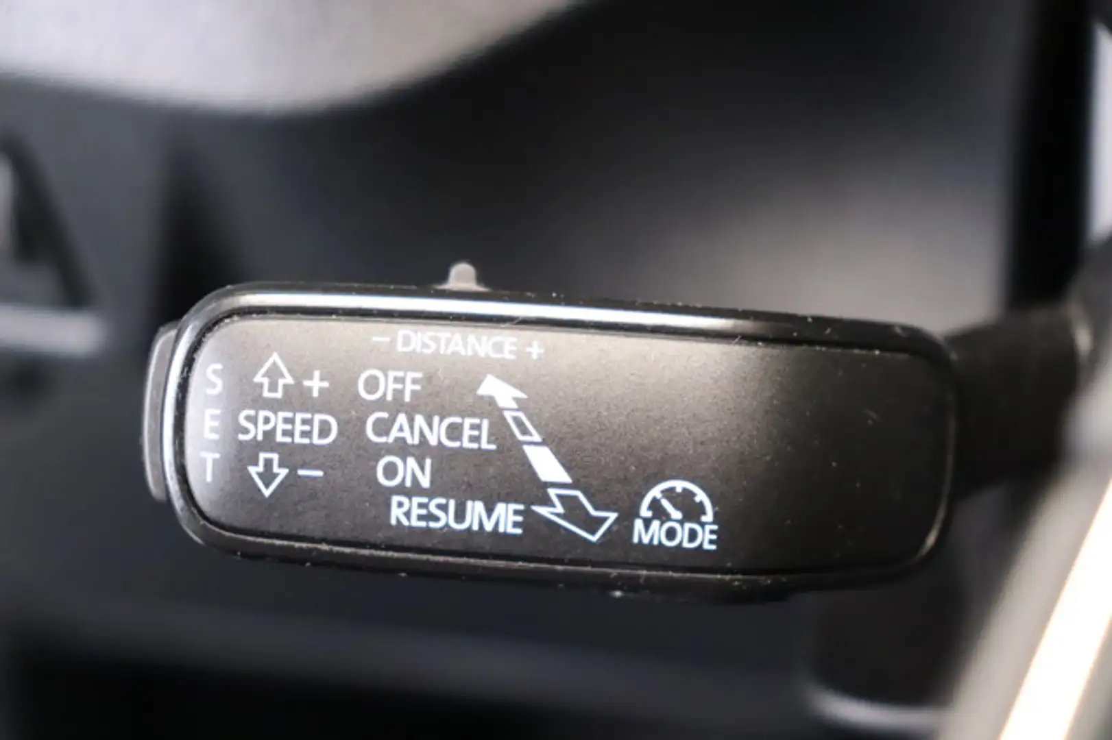 Vehicle image, number 19