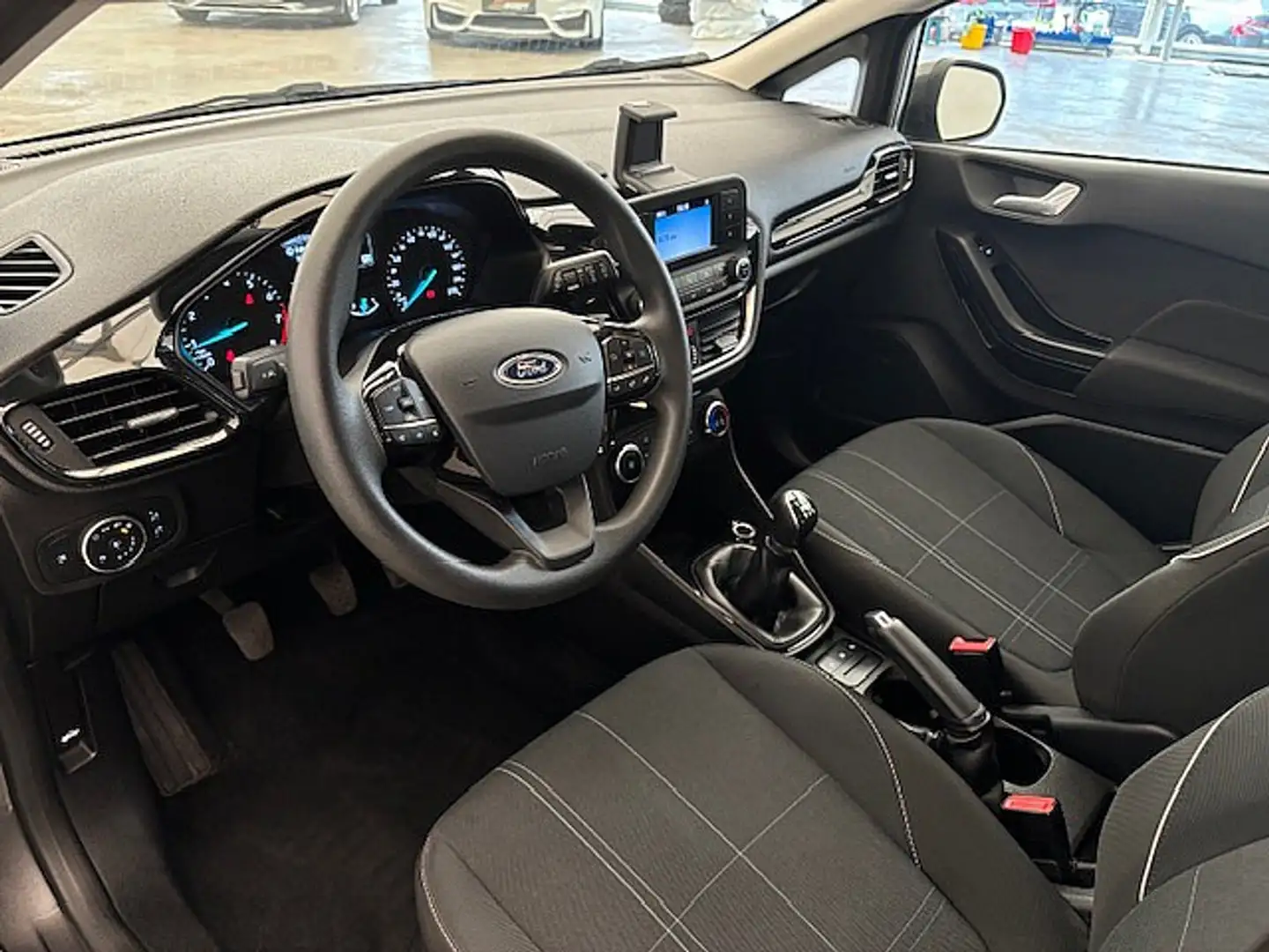 Vehicle image, number 3