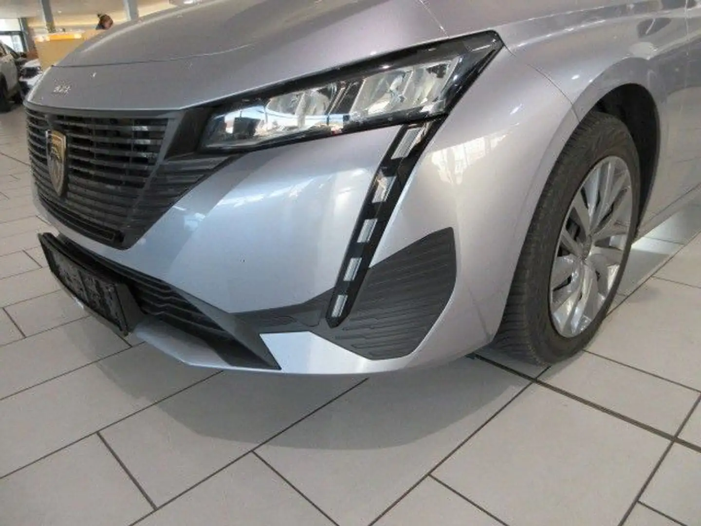 Vehicle image, number 17