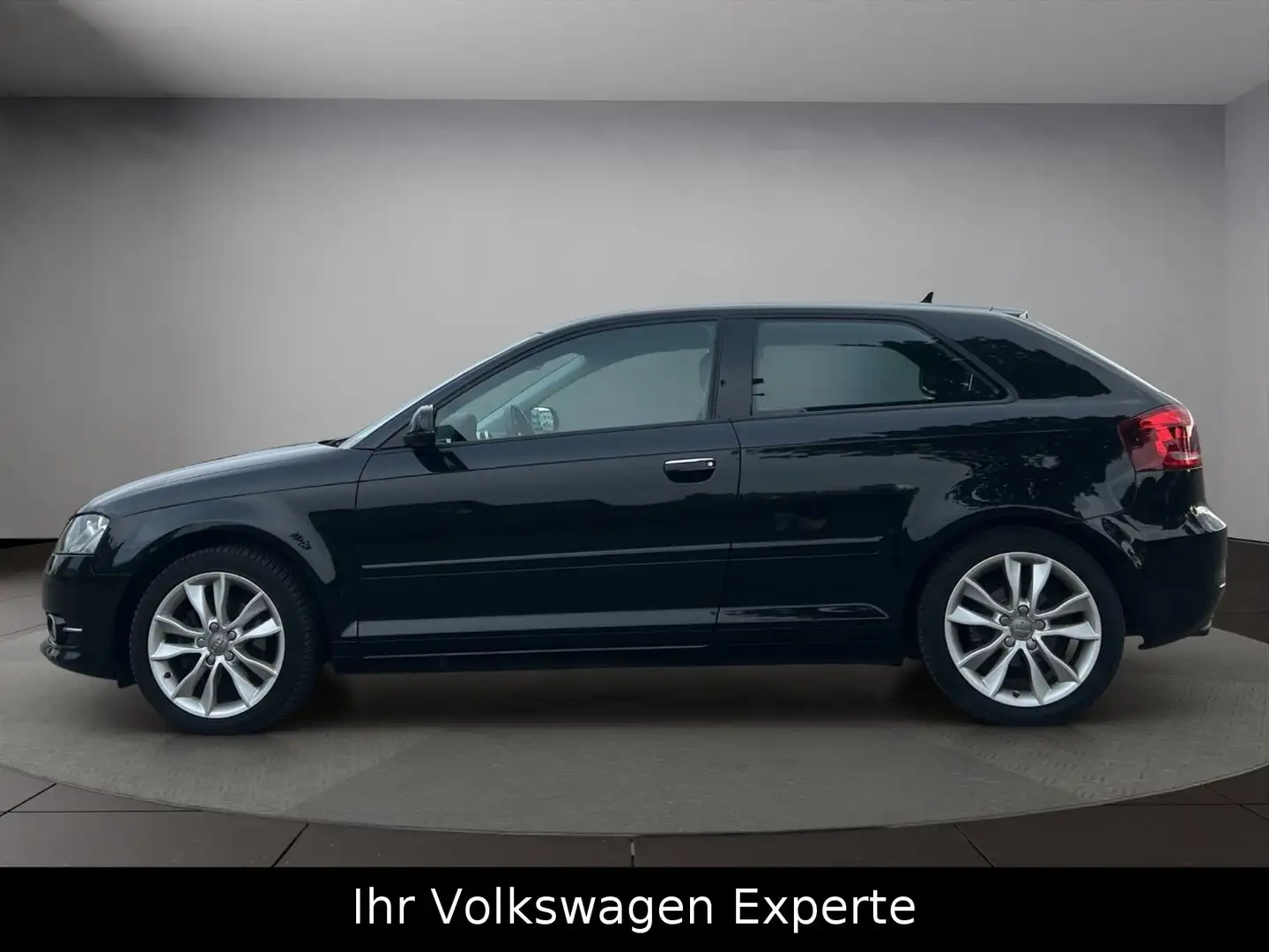 Vehicle image, number 4