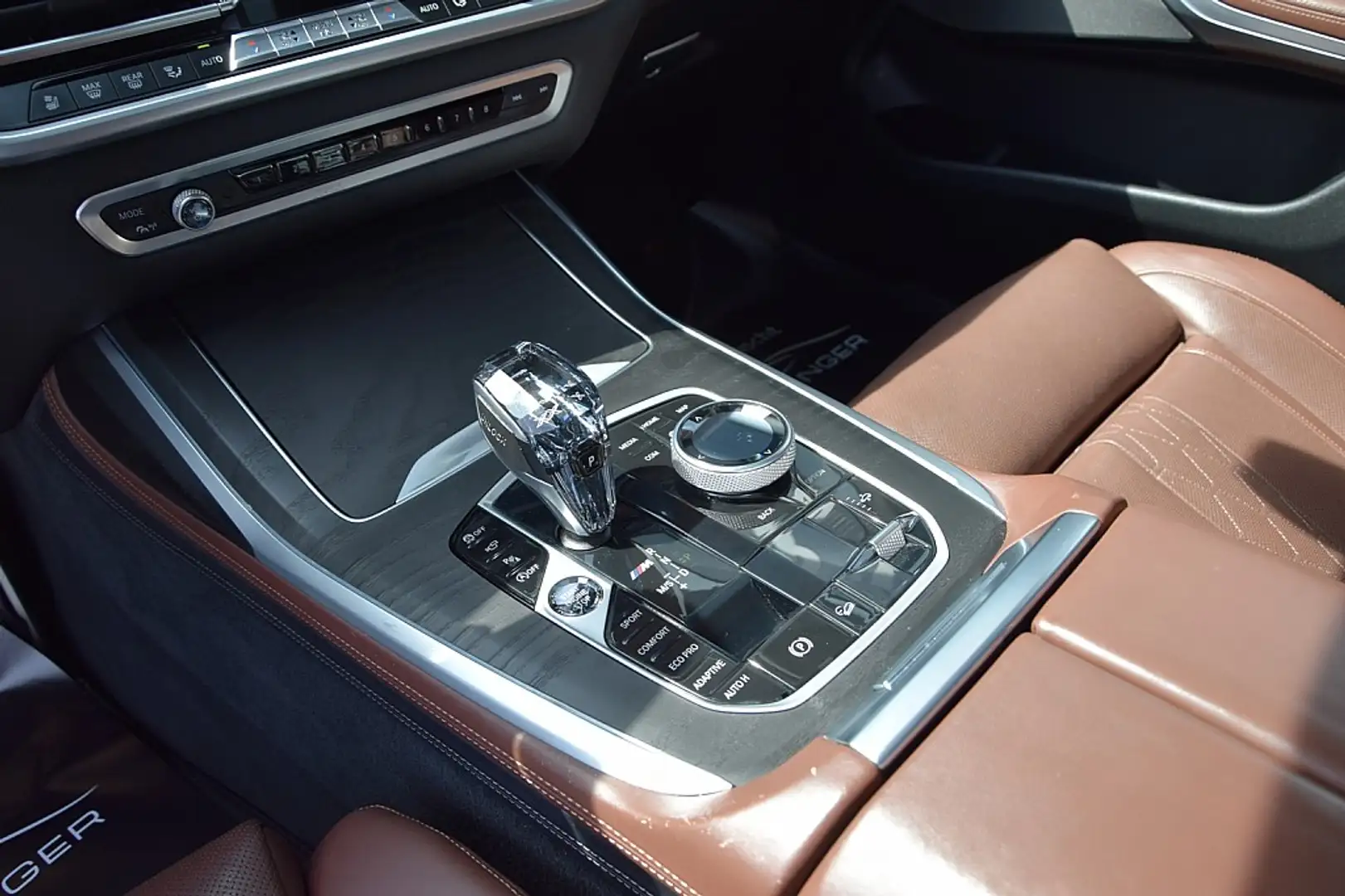 Vehicle image, number 5