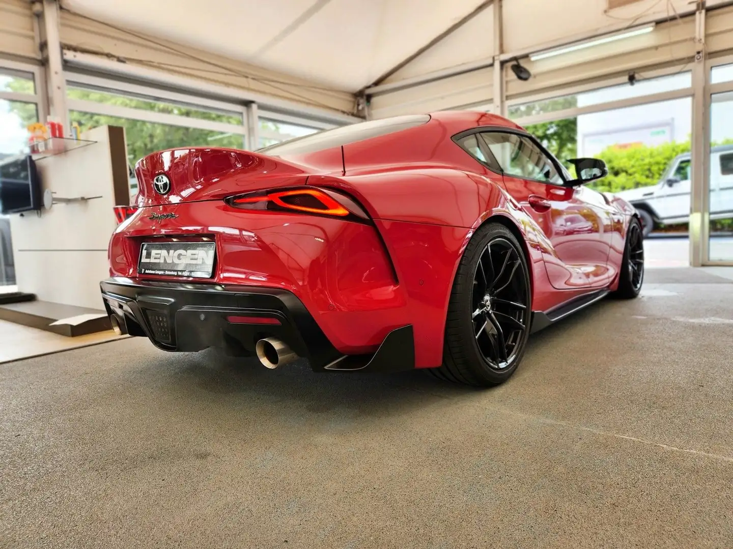 Vehicle image, number 20