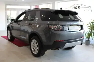 Vehicle image thumbnail, number 4