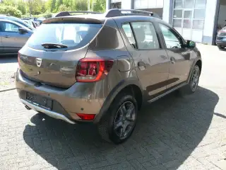 Vehicle image thumbnail, number 27