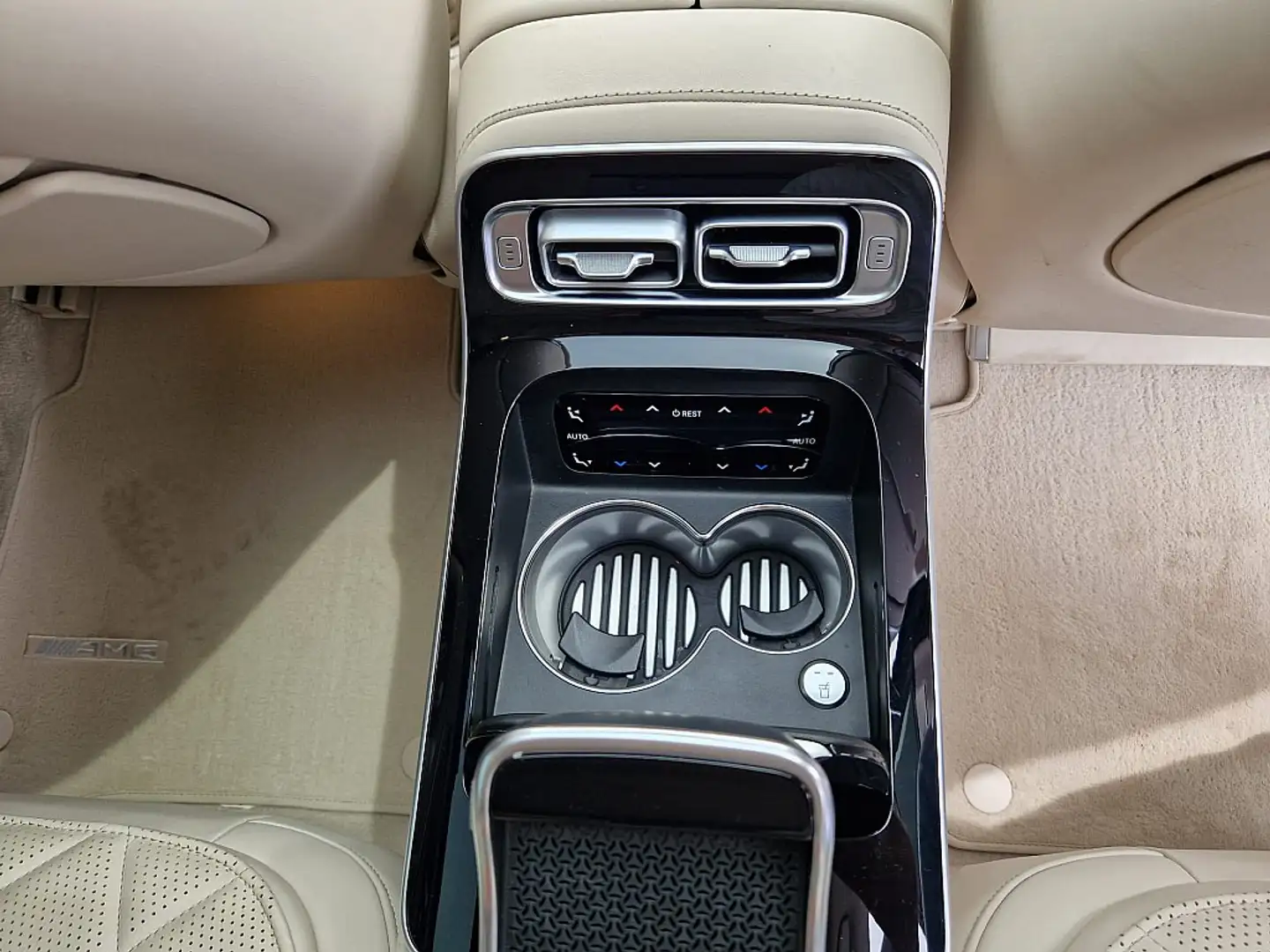 Vehicle image, number 20