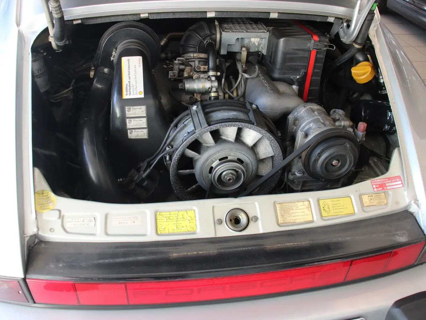 Vehicle image, number 12