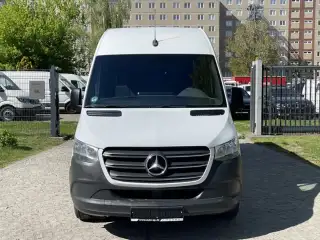 Vehicle image thumbnail, number 2