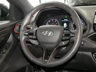 Vehicle image thumbnail, number 10
