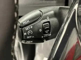 Vehicle image thumbnail, number 10