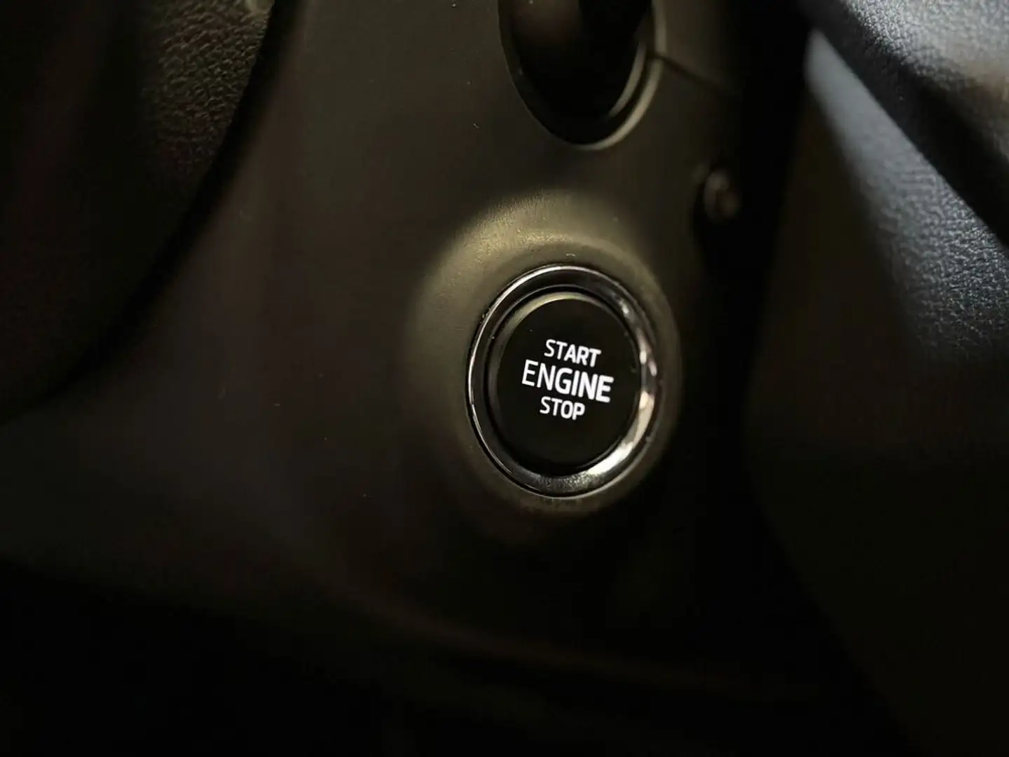 Vehicle image, number 27