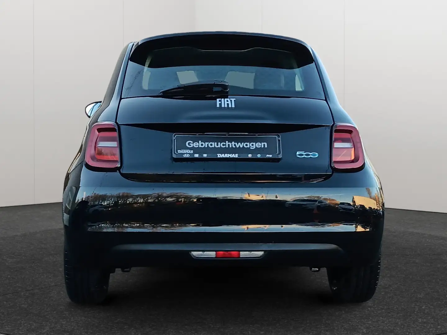Vehicle image, number 7