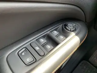 Vehicle image thumbnail, number 19