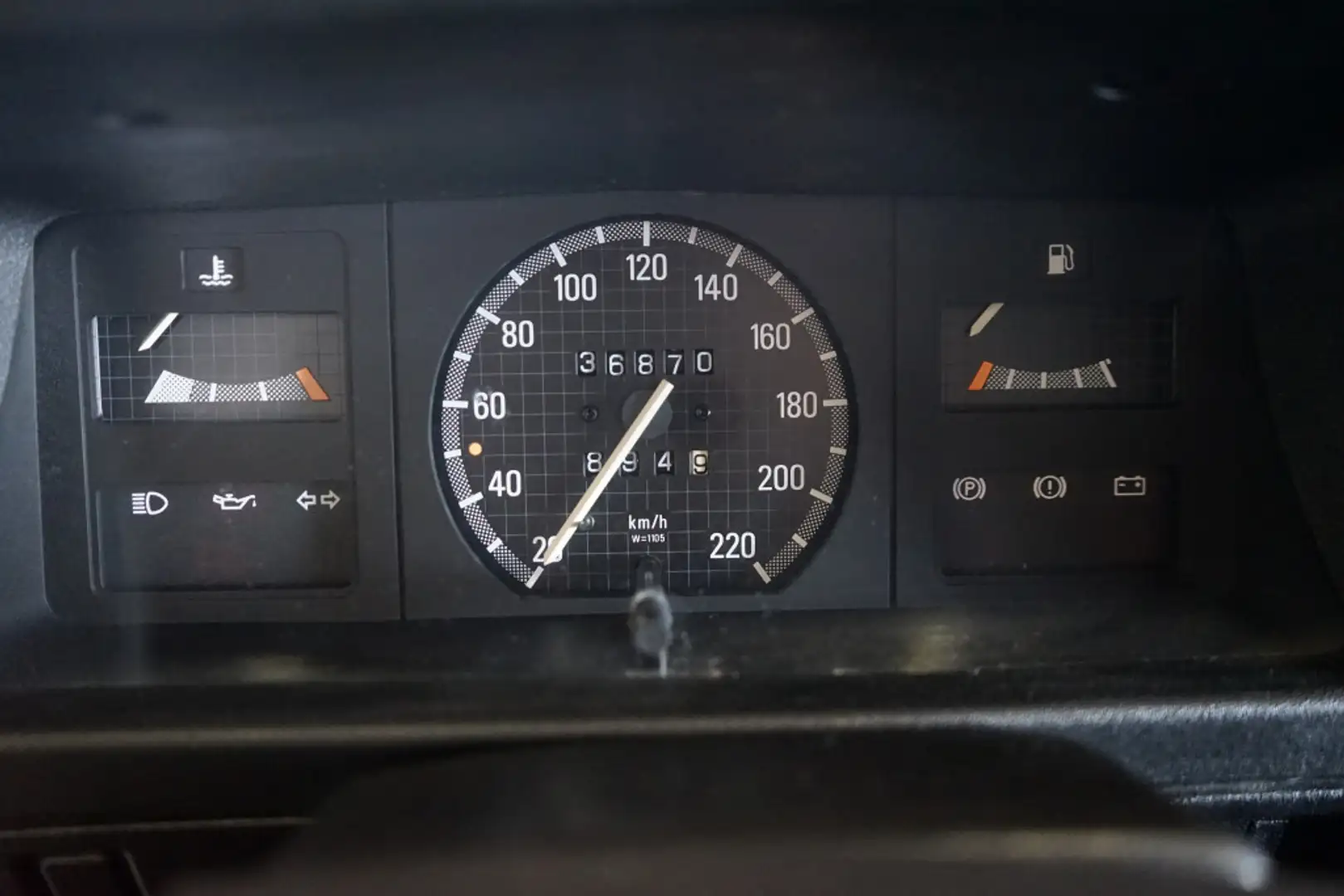 Vehicle image, number 18