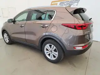 Vehicle image thumbnail, number 4