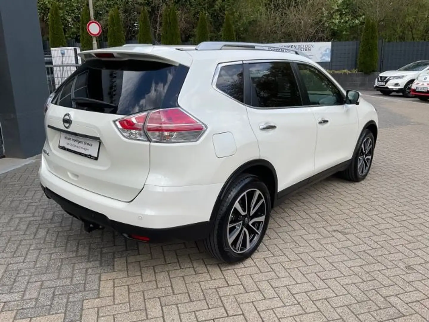 Vehicle image, number 8