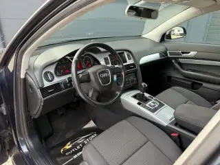 Vehicle image thumbnail, number 8