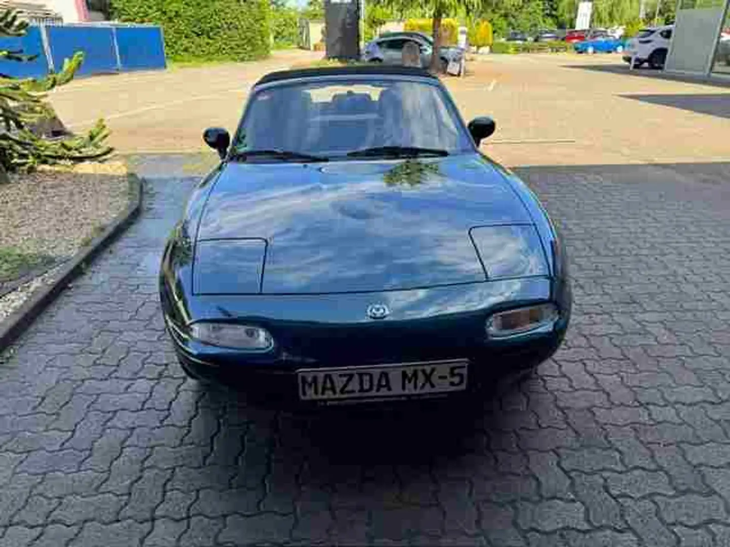 Vehicle image, number 1