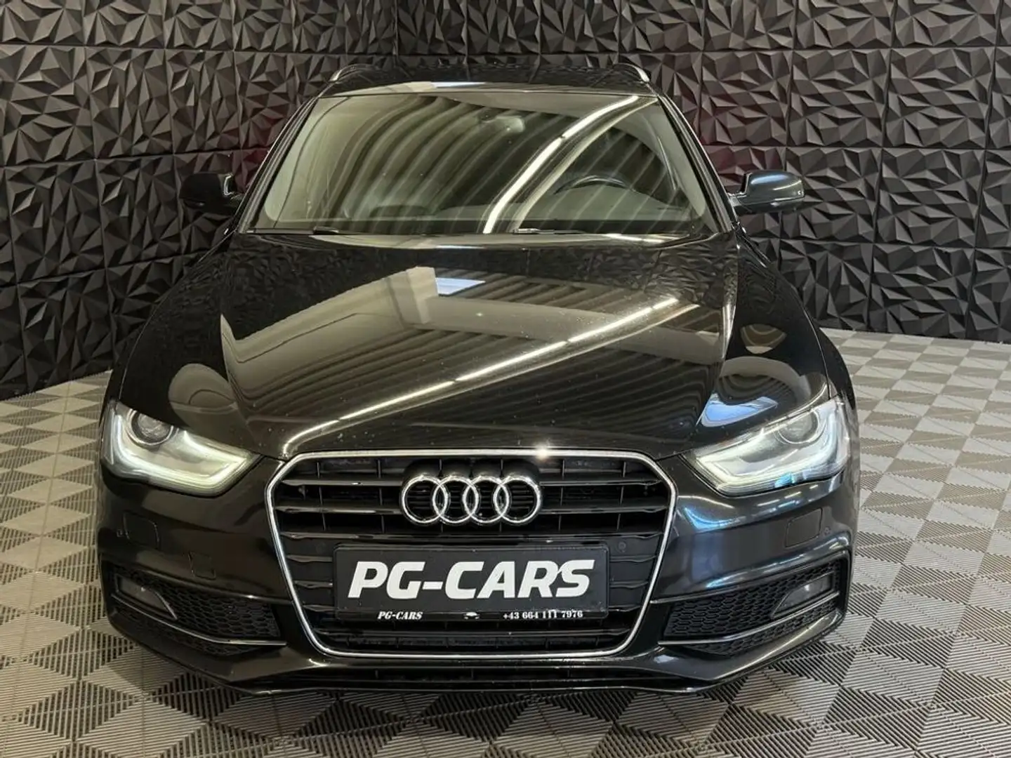 Vehicle image, number 3