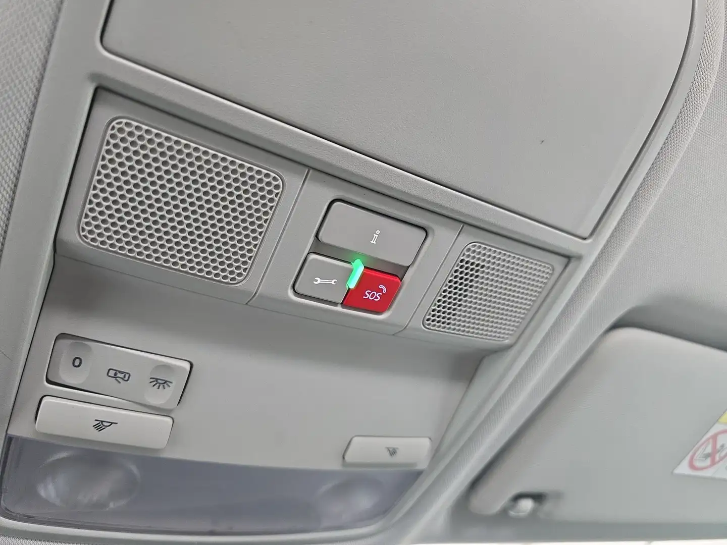 Vehicle image, number 13